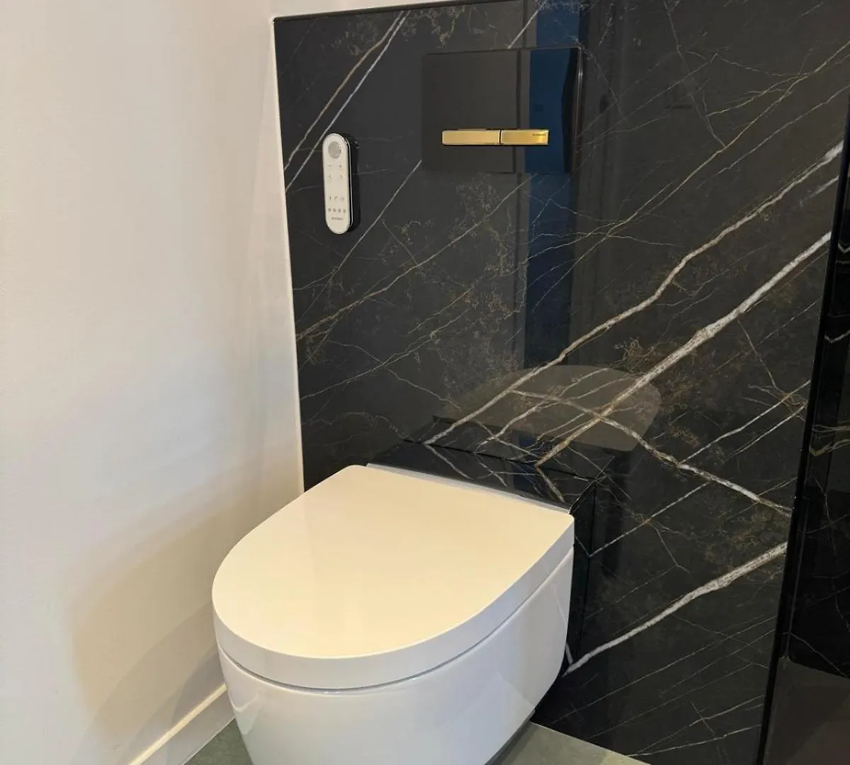Spatieux T3 60M2 Annecy - Parking Prive - Wifi - Netflix